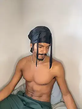 Adelaida1001 – webcam model profile photo Image 8