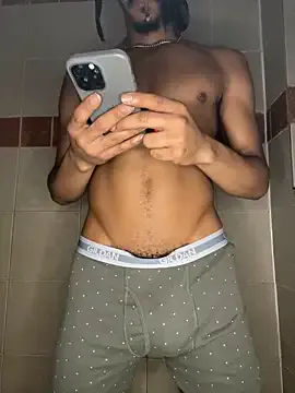 Adelaida1001 – webcam model profile photo Image 9