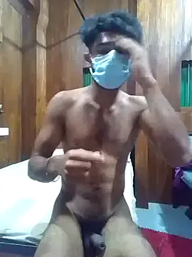 YoungSquad – webcam model profile photo Image 11