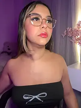 yueyue2003 – webcam model profile photo Image 18