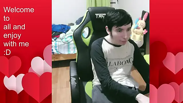 IORio2 – webcam model profile photo Image 17