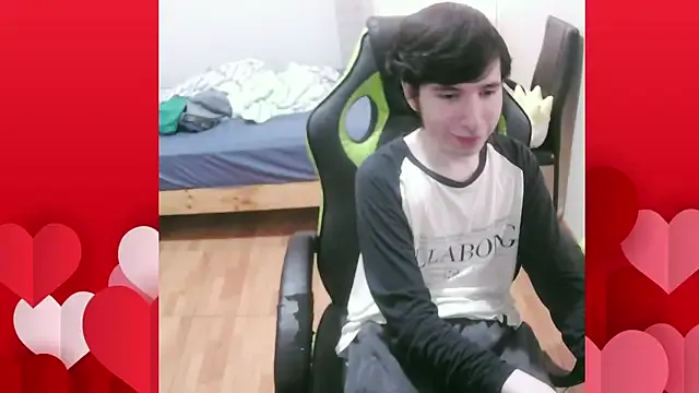 IORio2 – webcam model profile photo Image 5