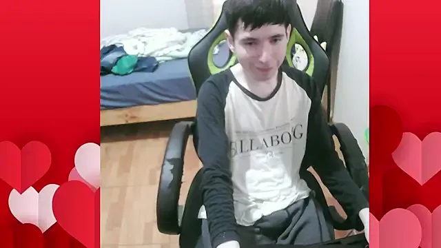 IORio2 – webcam model profile photo Image 6