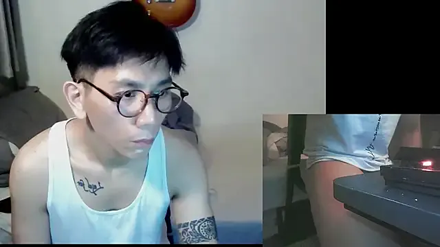 -LoveRoom- – webcam model profile photo Image 3