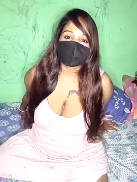 SweetBunnyGF – webcam model profile photo Image 3