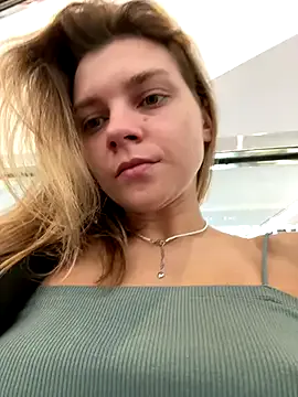 nayecloud – webcam model profile photo Image 14