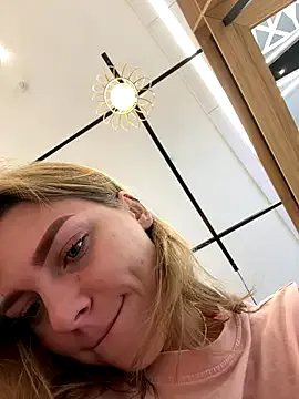 nayecloud – webcam model profile photo Image 15