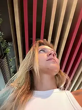 nayecloud – webcam model profile photo Image 3