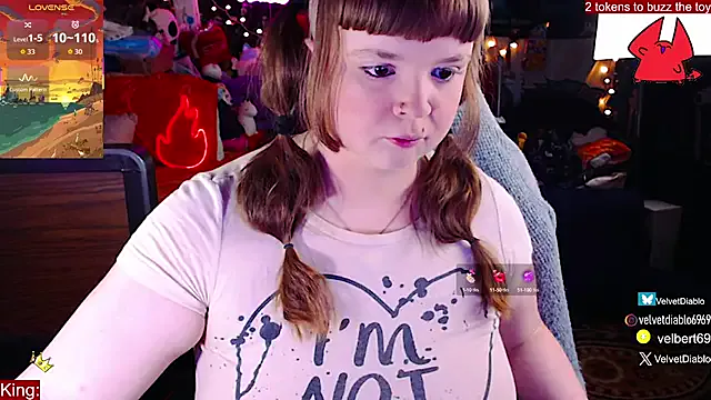 sexEmogotics – webcam model profile photo Image 12