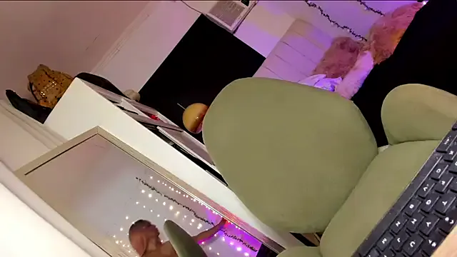 KamileLatinasexy – webcam model profile photo Image 13