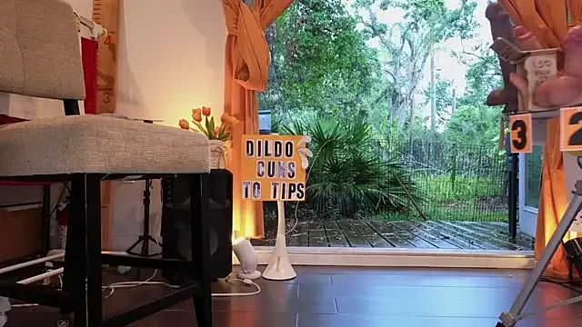 Vickiebee – webcam model profile photo