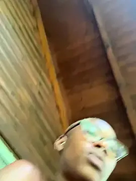 lucretiaburnaugh – webcam model profile photo Image 10