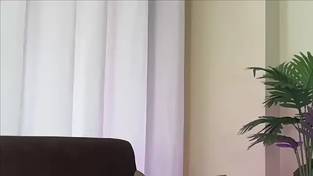 bedroomeyess – webcam model profile photo Image 5