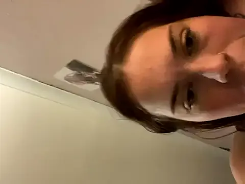 violetmist666 – webcam model profile photo Image 5