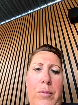 BelleLouiseVp – webcam model profile photo Image 13