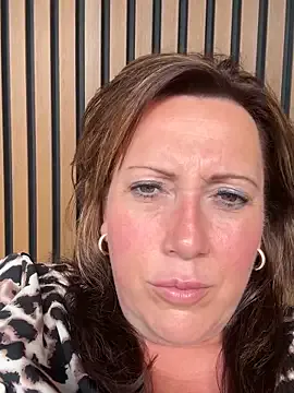 BelleLouiseVp – webcam model profile photo Image 8