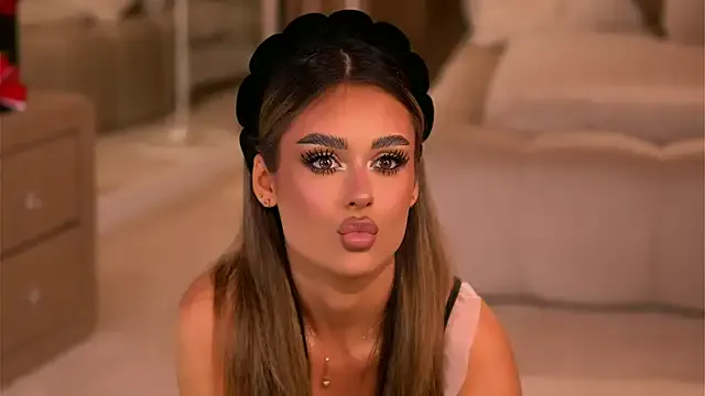 Prueberry – webcam model profile photo Image 17