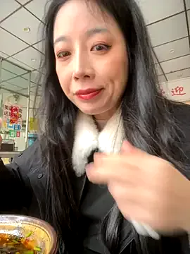 Luna_Noire1 – webcam model profile photo Image 7