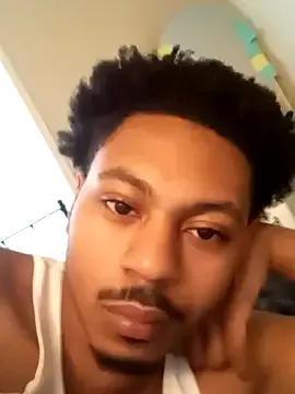 shinyways – webcam model profile photo Image 3