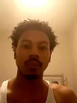 shinyways – webcam model profile photo Image 9