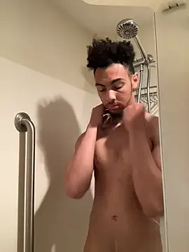 DoriDeluxe66 – webcam model profile photo Image 2