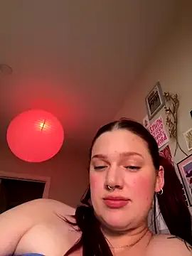 NaughtyInGlasses – webcam model profile photo Image 12