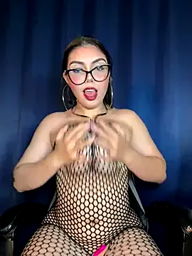 iam_eli – webcam model profile photo Image 3
